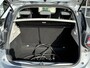 Renault Zoe R110 Zen 52 kWh | Achteruitrijcamera | Stoel & stuur verwarming | DAB | LED | Airco | Cruise Control | Key-less | Draadloze telefoon lader | Lichtmetaal |