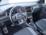 Volkswagen T-Roc 1.5 TSI 150pk Sport | Panoramadak | Voorstoelen Verwarmd | Extra Getint Glas | Elektrische Achterklep | Cruise Control Adaptief