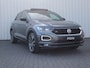 Volkswagen T-Roc 1.5 TSI 150pk Sport | Panoramadak | Voorstoelen Verwarmd | Extra Getint Glas | Elektrische Achterklep | Cruise Control Adaptief