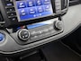 Toyota RAV4 2.5 Hybrid AWD Style | 1.650 KG Trekgewicht | Trekhaak | Stoelverwarming | Elektrische Stoel | Onderweg-naar-dealer