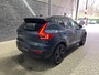 Volvo XC40 B4 Ultra Black Edition | Panoramadak | Trekhaak | 360° Camera | ACC | Stoel+Stuurverwarming