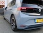 Volkswagen ID.3 First Plus 204pk 58 kWh 1e EIG/Trekh./AdaptiveCruise/19''LM/PDC/Achteruitrijcamera/Standkachel/Stoelverw.