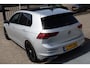 Volkswagen Golf 1.5 eTSI R-Line Panoramadak/Stuur+Stoelverwarming/Apple carplay/Achteruitrijcamera/Adaptieve cruise control/Lane assist/Parkeersensoren rondom/Sfeerverlichting/Climate control/DAB/Navigatie