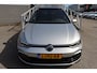 Volkswagen Golf 1.5 eTSI R-Line Panoramadak/Stuur+Stoelverwarming/Apple carplay/Achteruitrijcamera/Adaptieve cruise control/Lane assist/Parkeersensoren rondom/Sfeerverlichting/Climate control/DAB/Navigatie