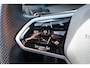 Volkswagen Golf 1.5 eTSI R-Line Panoramadak/Stuur+Stoelverwarming/Apple carplay/Achteruitrijcamera/Adaptieve cruise control/Lane assist/Parkeersensoren rondom/Sfeerverlichting/Climate control/DAB/Navigatie