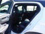Volvo XC40 2.0 T4 190PK R-Design TREKH. | H-LEER | BLIS + CTA | NAVI