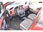 Toyota Yaris 1.5 Hybrid Design Red