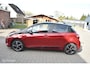 Toyota Yaris 1.5 Hybrid Design Red