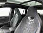 Volkswagen Tiguan 1.5 eHybrid R-Line Edition 204 PK | Trekhaak | 360 Camera | Stoelverwarming | Apple Carplay draadloos | Stuurverwarming | Navigatie | IQ Lights | Android Auto draadloos | 21" Lichtmetalen velgen | Achterklep elektrisch | Panorama dak |