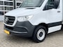 Mercedes-Benz Sprinter 311 2.2 CDI MARGE BTW / BPM VRIJ!! Bakwagen 750kg laadklep zijdeur Airco cruise controle Telefoonverbinding Navigatiesysteem Apple carplay Camera 2-Persoons bakwagen verhuiswagen Meubelbak euro 6