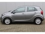 Kia Picanto 1.0-67pk DPi DynamicLine 5drs. Wegenbelasting slechts €. 32,- per mnd. Airco, camera, Apple carplay/Android auto, metallic lak, LM wielen, Bluetooth, centr. vergr. afst. bed., cruise cntrl etc.