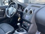 Nissan Qashqai 1.6 Connect Edition Airco Cruise controle Trekhaak 1200kg trekgewicht Panorama dak Achterruitrij camera Navigatiesysteem Telefoonverbinding