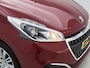 Peugeot 208 Allure 110pk | Navigatie via Apple CarPlay / Android Auto | Climate Control | Cruise Control | Bluetooth | Elektrisch inklapbare spiegels | Automatisch dimlicht | Regensensor | Multifunctioneel stuurwiel | Dealeronderhouden | Trekhaak | 16" lichtmetalen velgen |