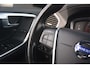 Volvo XC60 2.4 D5 Summum | Navigatie | Clima | Memory Stoelen | Leer | Afneembare Trekhaak | Schuifkanteldak | Camera | Keurige auto, facturen van onderhoud aanwezig.