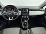 Renault Clio 1.0 TCe 90Pk Evolution | Navigatie | Parkeersensoren | Airco | Apple Carplay/Android Auto | Cruise Control | LED Koplampen | Lichtmetalen Velgen 16" |