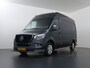 Mercedes-Benz Sprinter 319 CDI | 3.0 V6 | L2 H2 | LED KOPLAMPEN | LM VELGEN | 3-ZITS | PARKEERCAMERA | TREKHAAK | DISTRONIC PLUS | STOELVERWARMING | NAVIGATIE | Trekhaak | Achteropstap | Sidebars |