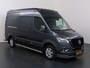 Mercedes-Benz Sprinter 319 CDI | 3.0 V6 | L2 H2 | LED KOPLAMPEN | LM VELGEN | 3-ZITS | PARKEERCAMERA | TREKHAAK | DISTRONIC PLUS | STOELVERWARMING | NAVIGATIE | Trekhaak | Achteropstap | Sidebars |