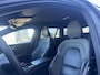 Volvo V60 2.0 T6 Recharge AWD R-Design | Long Range | Adaptieve Cruise Control | Stoel + Stuurverwarming | Harman Kardon Audio | Getint Glas | 19 inch | Parkeercamera |