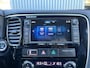 Mitsubishi Outlander 2.0 PHEV Hybrid Airco Cruise controle Trekhaak 1500kg trekgewicht Leder Achterruitrijcamera Parkeersensoren voor en achter Telefoonverbinding Navigatiesysteem Oplaadkabel Stuurwielbediening