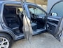 Mitsubishi Outlander 2.0 PHEV Hybrid Airco Cruise controle Trekhaak 1500kg trekgewicht Leder Achterruitrijcamera Parkeersensoren voor en achter Telefoonverbinding Navigatiesysteem Oplaadkabel Stuurwielbediening