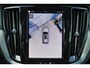 Volvo V60 T6 Plug-in hybrid AWD Plus Dark - IntelliSafe Assist & Surround - Harman/Kardon audio - Parkeercamera achter - Verwarmde voorstoelen, stuur & achterbank - Parkeersensoren voor & achter - Elektr. bedienb. voorstoelen met geheugen - 18' LMV