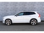 Volvo XC60 2.0 T6 Plug-in Hybrid AWD Plus Dark | Google | Long Range | 360 Camera | Zitverlenging | Lederen Bekleding | Getint Glas | Adaptieve Cruise Control | Stoel-/Stuur-/Voorruit Verwarming | Harman Kardon Audio | Stoelverwarming Achter | 21" LM