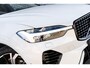 Volvo XC60 2.0 T6 Plug-in Hybrid AWD Plus Dark | Google | Long Range | 360 Camera | Zitverlenging | Lederen Bekleding | Getint Glas | Adaptieve Cruise Control | Stoel-/Stuur-/Voorruit Verwarming | Harman Kardon Audio | Stoelverwarming Achter | 21" LM