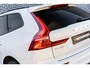 Volvo XC60 2.0 T6 Plug-in Hybrid AWD Plus Dark | Google | Long Range | 360 Camera | Zitverlenging | Lederen Bekleding | Getint Glas | Adaptieve Cruise Control | Stoel-/Stuur-/Voorruit Verwarming | Harman Kardon Audio | Stoelverwarming Achter | 21" LM