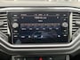 Volkswagen T-Roc 1.5 TSI Sport Business R-line Digitaal display Stoelverwarming Electrische achterklep Airco Cruise controle Apple carplay Telefoonverbinding Navigatiesysteem