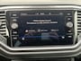Volkswagen T-Roc 1.5 TSI Sport Business R-line Digitaal display Stoelverwarming Electrische achterklep Airco Cruise controle Apple carplay Telefoonverbinding Navigatiesysteem