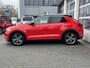 Volkswagen T-Roc 1.5 TSI Sport Business R-line Digitaal display Stoelverwarming Electrische achterklep Airco Cruise controle Apple carplay Telefoonverbinding Navigatiesysteem