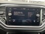 Volkswagen T-Roc 1.5 TSI Sport Business R-line Digitaal display Stoelverwarming Electrische achterklep Airco Cruise controle Apple carplay Telefoonverbinding Navigatiesysteem