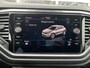 Volkswagen T-Roc 1.5 TSI Sport Business R-line Digitaal display Stoelverwarming Electrische achterklep Airco Cruise controle Apple carplay Telefoonverbinding Navigatiesysteem