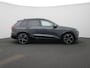 Audi Q6 e-tron First edition quattro 100 kWh l S line l Glazen panoramadak l Adaptive cruise control l Luchtvering l Bang & Olufsen l Elektr. verstelbare voorstoelen l Geheugenfunctie bestuurdersstoel l 360 graden camera l Head-up display l Apple Carplay / Android Auto l MMI-bijrijdersscherm l Rood gespoten remzadels l Exterieurpakket zwart