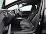 Audi Q4 e-tron 45 Edition 82 kWh l Climate control l Navigatie l Parkeersensoren l Apple Carplay / Android Auto l Privacy glas l Stoelverwarming l Ledkoplampen l Audi virtual cockpit l Audi sound system