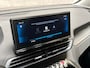 Peugeot 3008 1.2 PureTech Allure (APPLE CARPLAY, GROOT NAVI, LEDER, 360 CAMERA, KEYLESS, SPORTSTOELEN, GETINT GLAS, LANE ASSIST, CRUISE, NIEUWSTAAT)