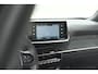 Peugeot 2008 PureTech 100 Active Pack | Allseason Banden | Parkeersensoren | Navigatie | Apple Carplay
