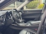 Alfa Romeo Stelvio 2.0 T AWD Super | Leder, Navi, Stoelverw., Climate, Cruise, El. Achterklep | Goed onderhouden | All-season band