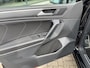 Volkswagen Tiguan 1.5 TSI R-Line | Led | 19"LMV | AURcamera | ACC | 1e eig. | als nieuw!