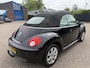 Volkswagen Beetle New Cabriolet 1.6 Automaat Highline Airco/Stoelverw/Cruise/PDC/Trekhaak/LMV