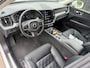 Volvo XC60 2.0 B4 Momentum Pro Carplay/Leer/Cam/Trekh/Navi