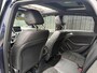 Mercedes-Benz B-klasse 180 Ambition AMG Panorama/Alcantara/Navi/PDC