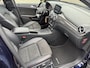Mercedes-Benz B-klasse 180 Ambition AMG Panorama/Alcantara/Navi/PDC