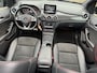 Mercedes-Benz B-klasse 180 Ambition AMG Panorama/Alcantara/Navi/PDC