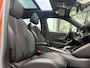 Peugeot e-2008 EV GT 50 kWh -SOH 95.75%-3 FASE-OPEN DAK-KEYLESS-LICHTMETALEN VELGEN-2 TONE LAK-LED-HALF LEDER-DODE HOEK-CAMERA-