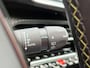 Peugeot e-2008 EV GT 50 kWh -SOH 95.75%-3 FASE-OPEN DAK-KEYLESS-LICHTMETALEN VELGEN-2 TONE LAK-LED-HALF LEDER-DODE HOEK-CAMERA-