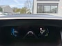 Peugeot e-2008 EV GT 50 kWh -SOH 95.75%-3 FASE-OPEN DAK-KEYLESS-LICHTMETALEN VELGEN-2 TONE LAK-LED-HALF LEDER-DODE HOEK-CAMERA-