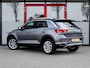 Volkswagen T-Roc 1.5 TSI Style Sport | Virtual Cockpit | Camera | Stoelverwarming | Adaptieve Cruise Control | Climate Control | LED Koplampen | Apple Carplay | Android Auto | Elektrische Kofferklep | Metallic Lak |