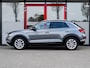 Volkswagen T-Roc 1.5 TSI Style Sport | Virtual Cockpit | Camera | Stoelverwarming | Adaptieve Cruise Control | Climate Control | LED Koplampen | Apple Carplay | Android Auto | Elektrische Kofferklep | Metallic Lak |