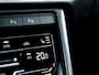 Volkswagen T-Roc 1.5 TSI Style Sport | Virtual Cockpit | Camera | Stoelverwarming | Adaptieve Cruise Control | Climate Control | LED Koplampen | Apple Carplay | Android Auto | Elektrische Kofferklep | Metallic Lak |